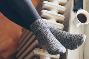 feet-on-radiator